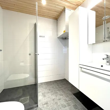 公寓 New Studio - Next To Vuosaari Metro And Mall, Self Check-in *